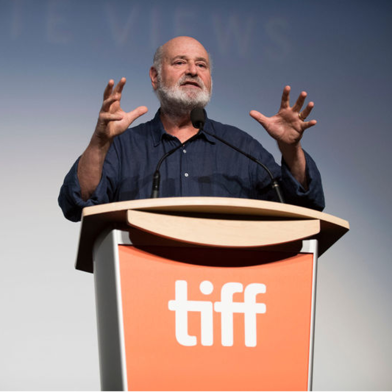 ABD'li yönetmen Reiner evinde ölü bulundu