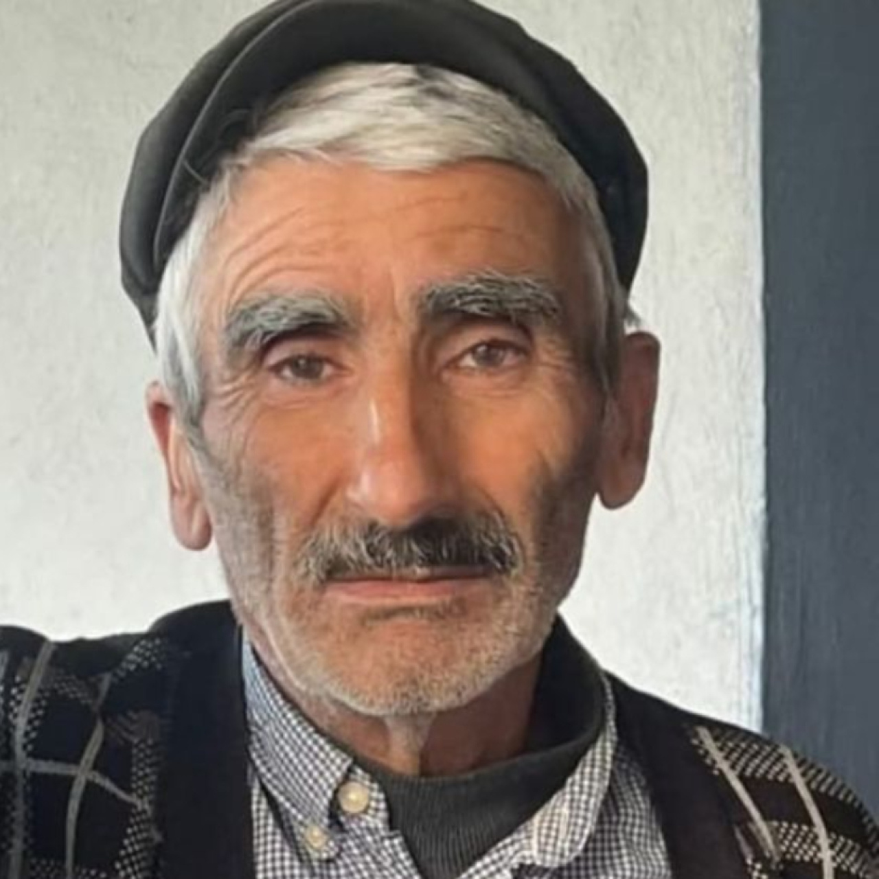 Traktör uçuruma uçtu... 1 ölü 1 yaralı