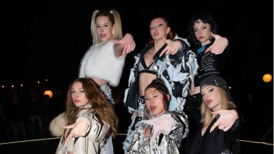 Manifest'e hapis cezası