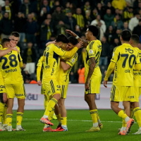 Fenerbahçe, 3 puanı 4 golle aldı!