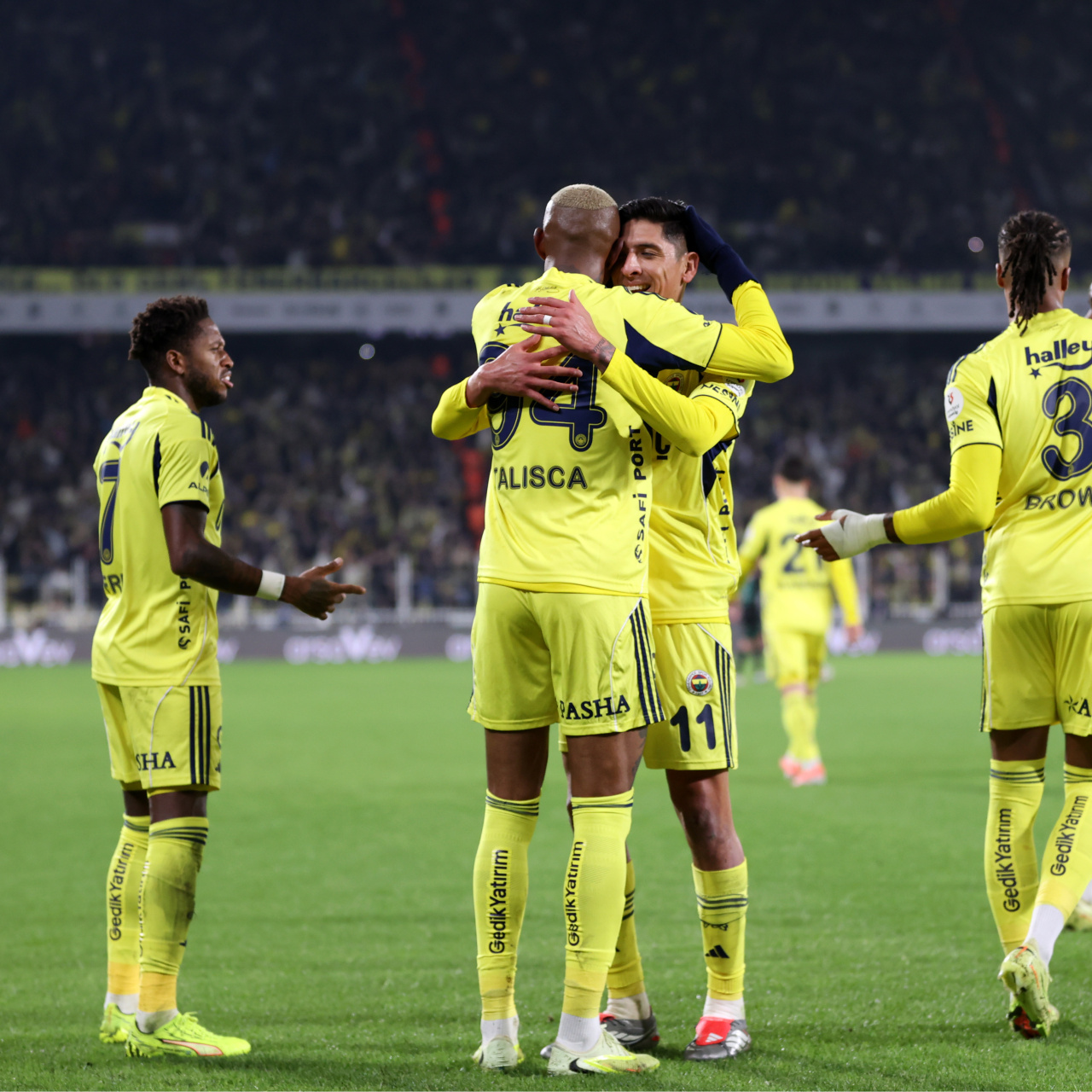 İki maçta 8 gol sıfır taviz!