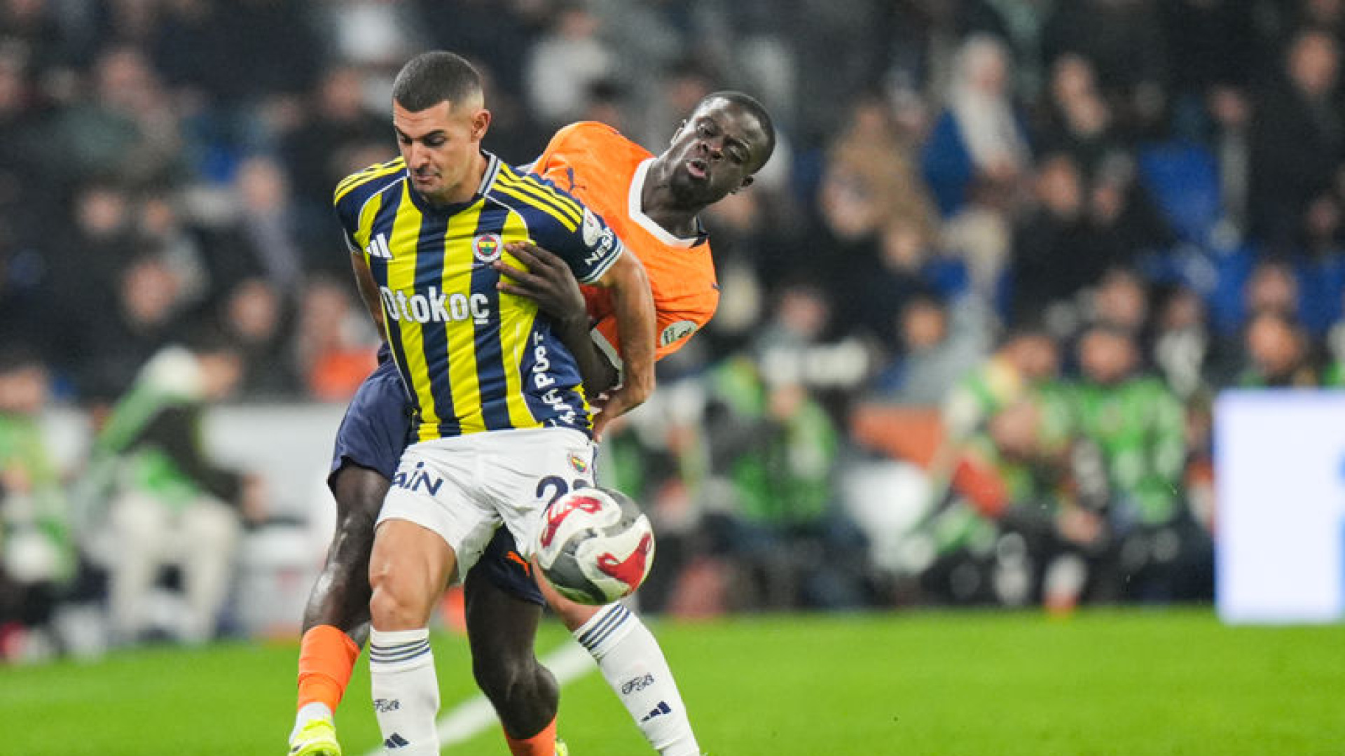 Levent Mercan: Archie Brown ile Rekabetimiz Takımı Güçlendiriyor