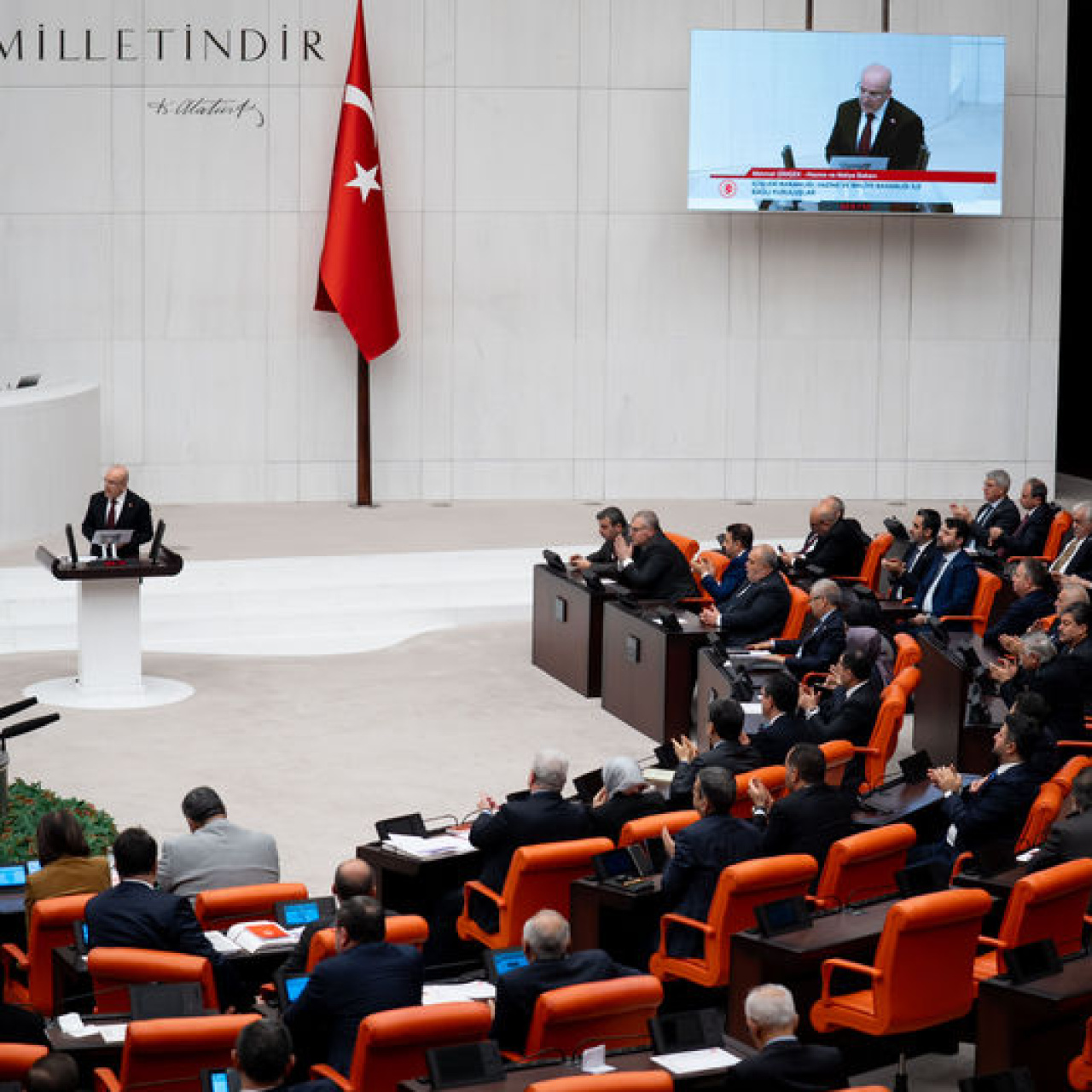 İki bakanlığın bütçesi onaylandı