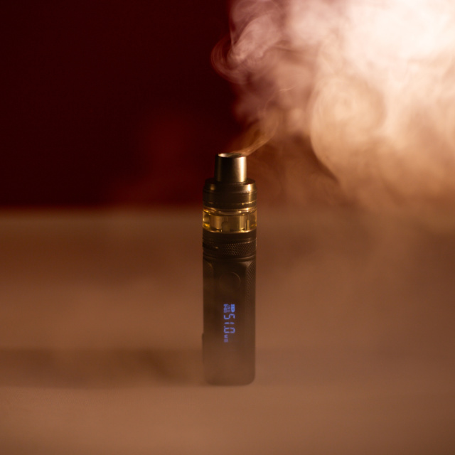 Elektronik sigarada kalp krizi riski!