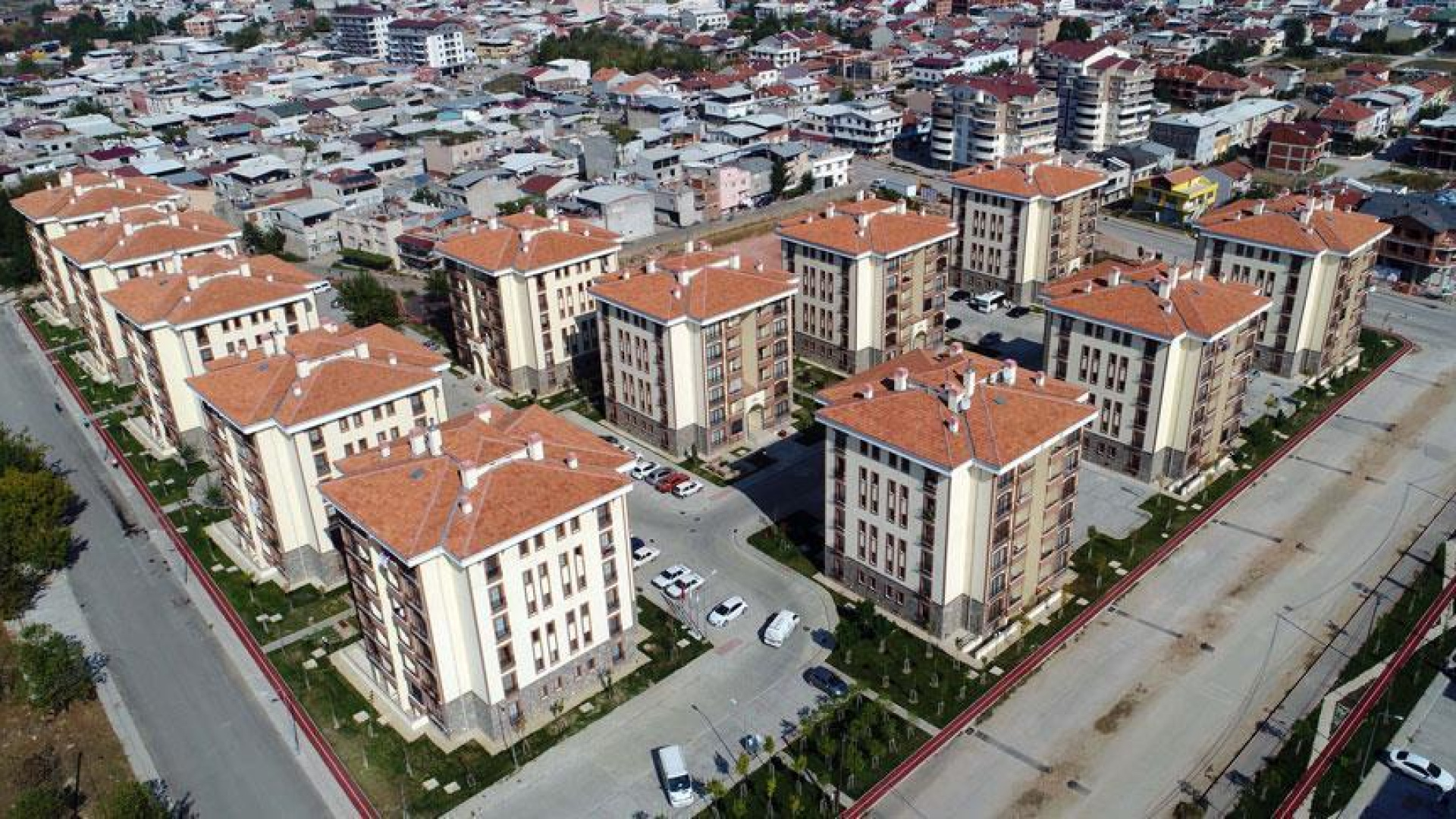 Konut Fiyatlarında 21 Ay Sonra Reel Artış: Kasım 2025'te %0,3