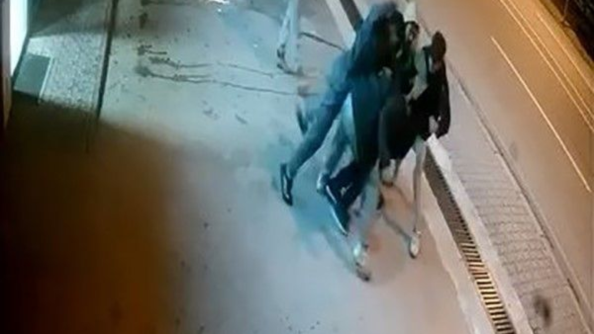 Öldüresiye dövüp kulağını ısırarak koparttılar | SON DAKİKA HABER | Son dakika haberleri