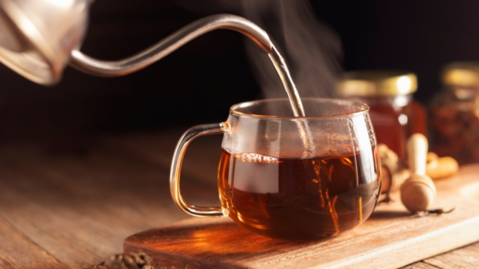 Çay o kadınlarda kemik sağlığına faydalı