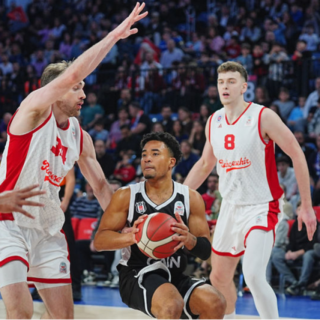 Bahçeşehir Koleji, Umana Reyer'e konuk olacak!