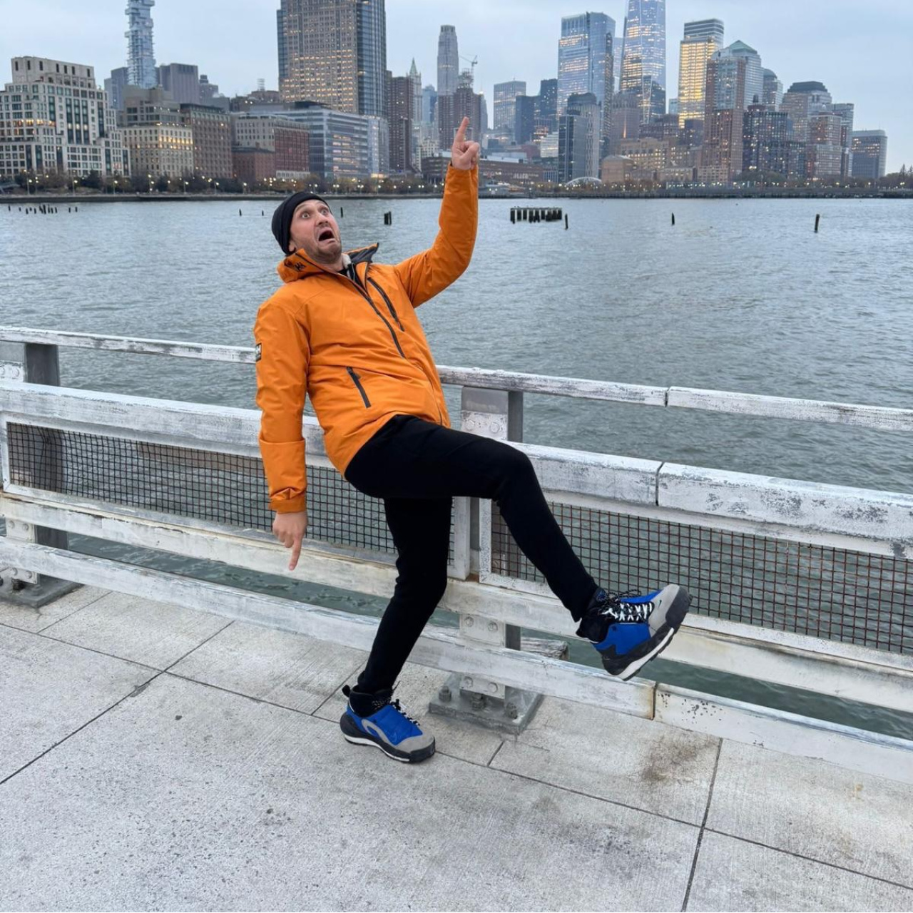 New York sokaklarında ilginç poz