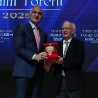 Türk Diline Hizmet Ödülleri sahiplerini buldu