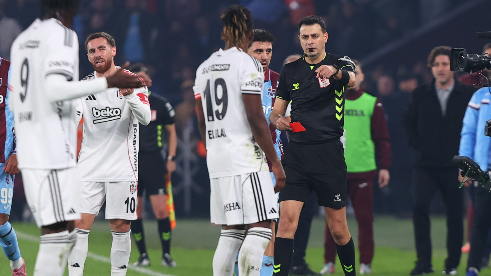 Süper Lig 16. Hafta VAR Kayıtları Açıklandı: İşte Hakem Konuşmaları