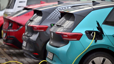 Avrupa'dan elektrikli araçta geri adım