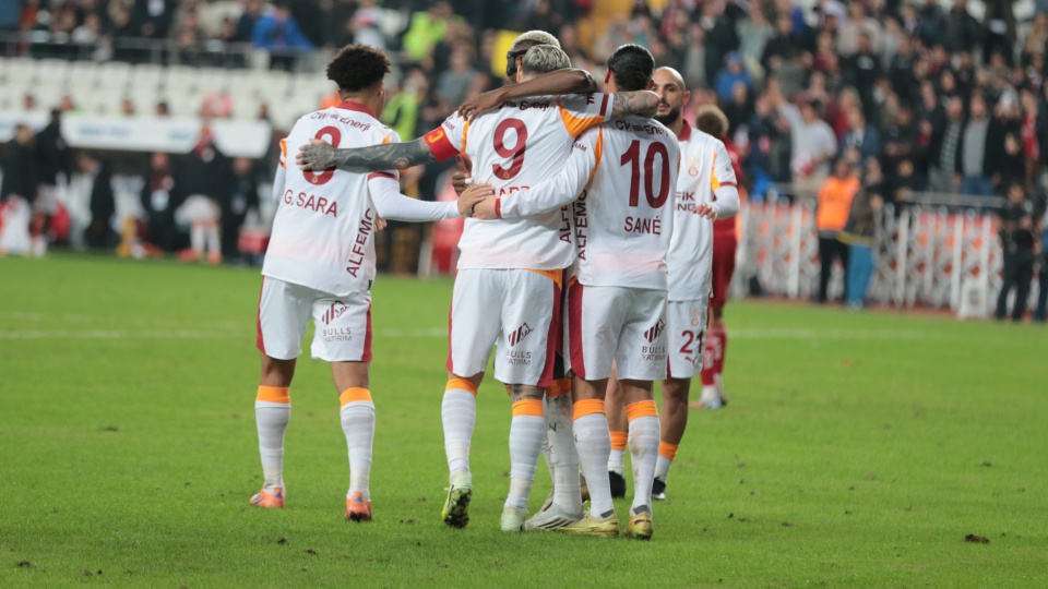 Galatasaray, kupada Başakşehir'i konuk edecek!
