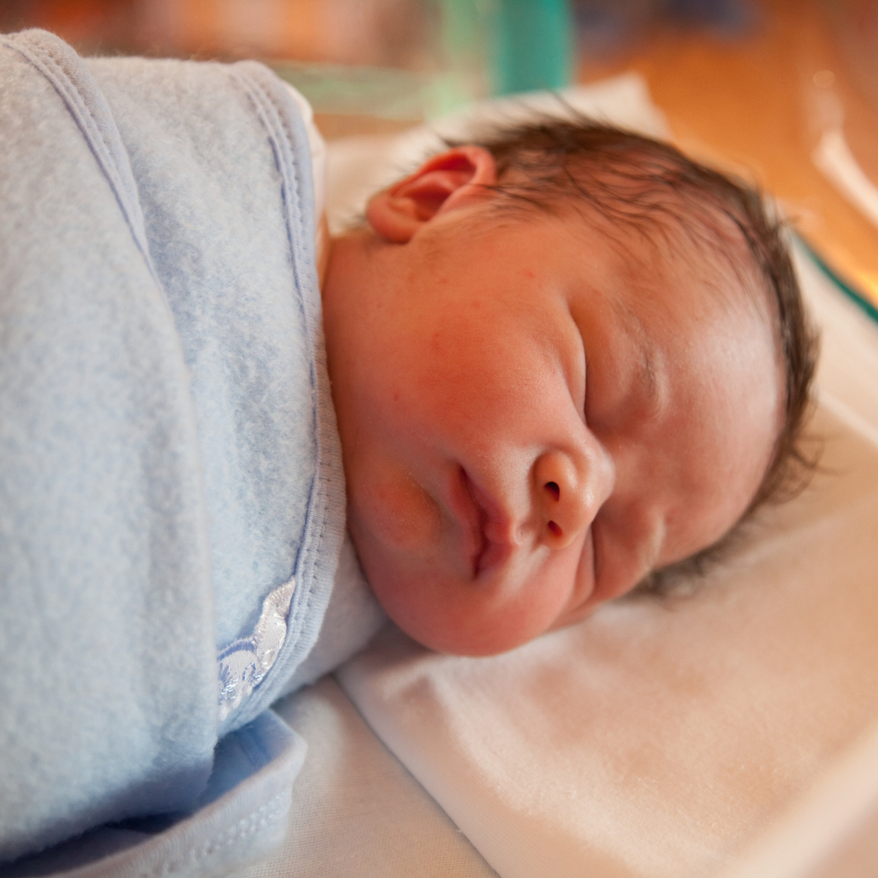 Eski usul kundaklama bebekleri sakat bırakabilir