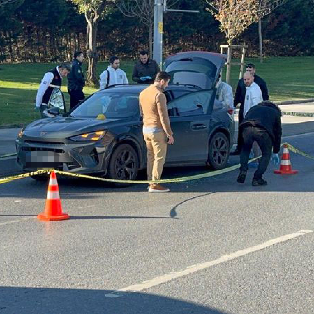 İstanbul'da otomobilde kanlı infaz!