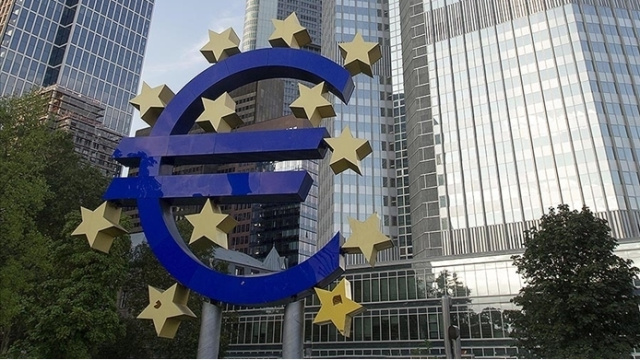 Euro Bölgesi'nde enflasyon beklentinin altında