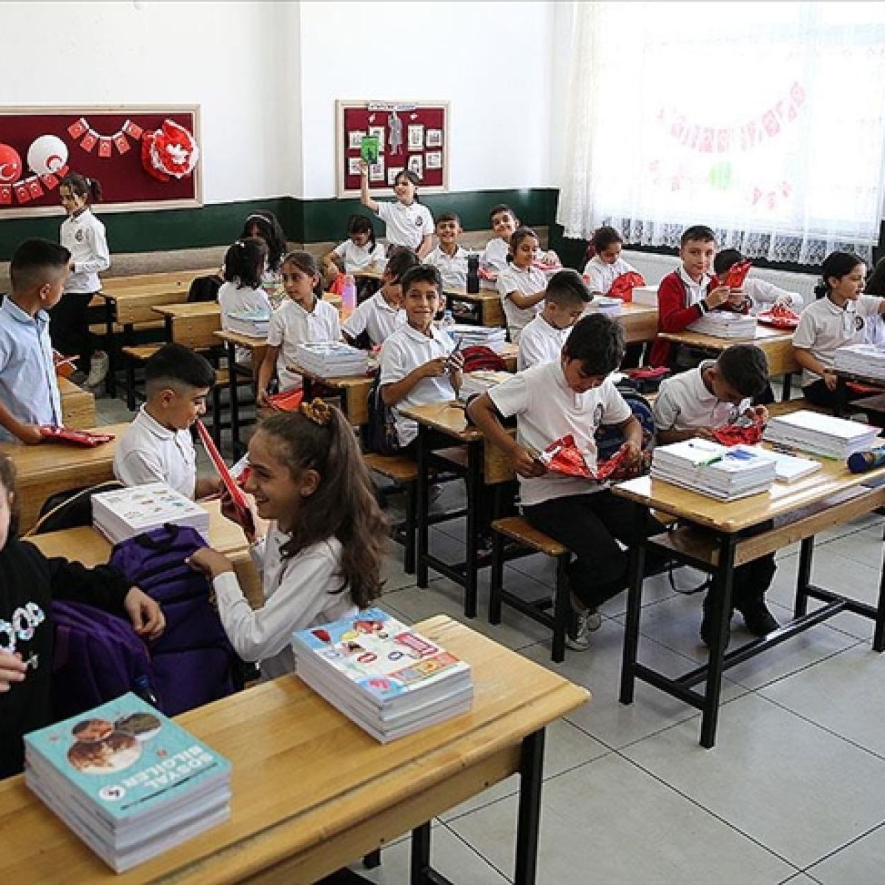 Bugün okullar tatil mi?