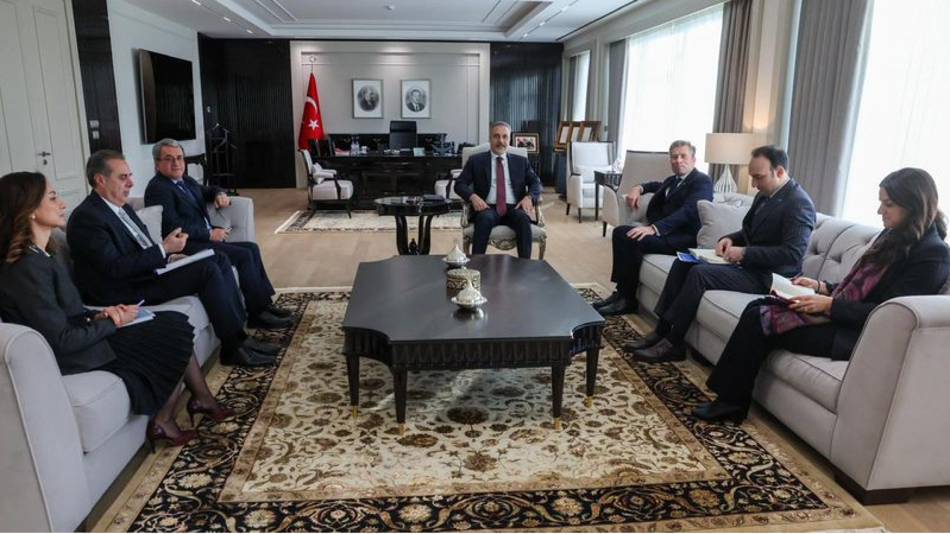 Bakan Hakan Fidan, BM'den Tom Fletcher ve SETA Heyeti ile Ankara'da Görüştü
