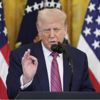 Trump: Petrol haklarımızı geri istiyoruz