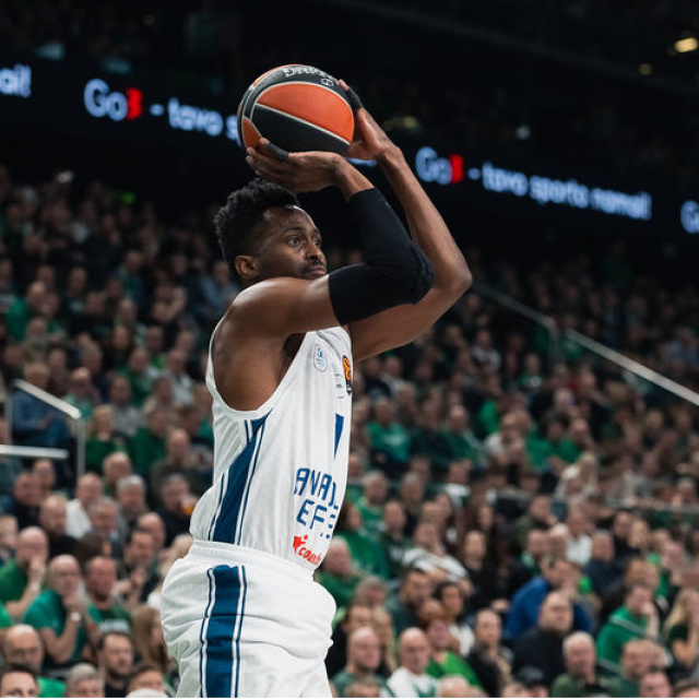 Anadolu Efes'in rakibi Dubai Basketbol!