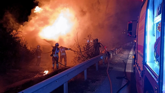 Devrildi, alev aldı! 2 kişi öldü!