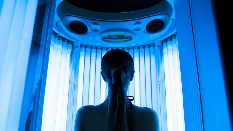 Solaryum melanoma riskini 3 kat artırıyor