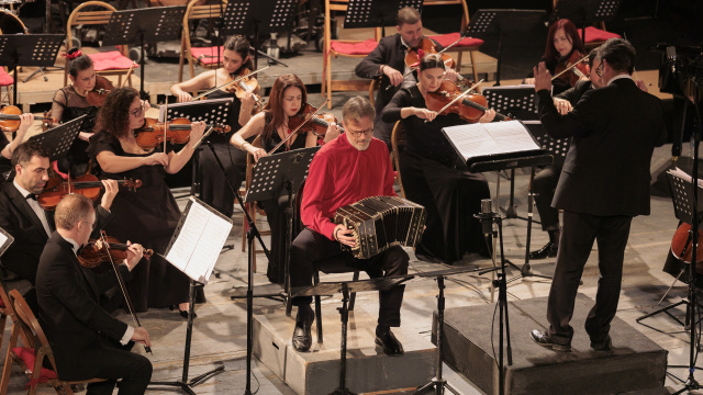 Tango ve klasik müzik aynı sahnede buluştu