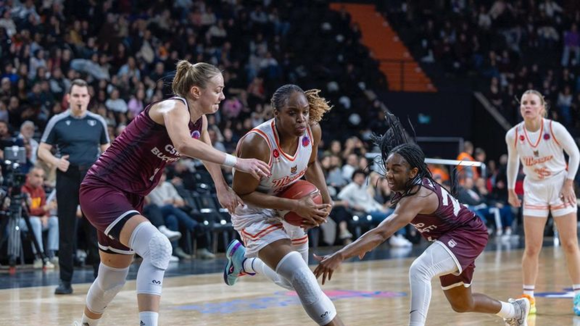 ÇBK Mersin, Rapid Bucuresti'yi 95-87 Yenerek Eurocup Son 16'da