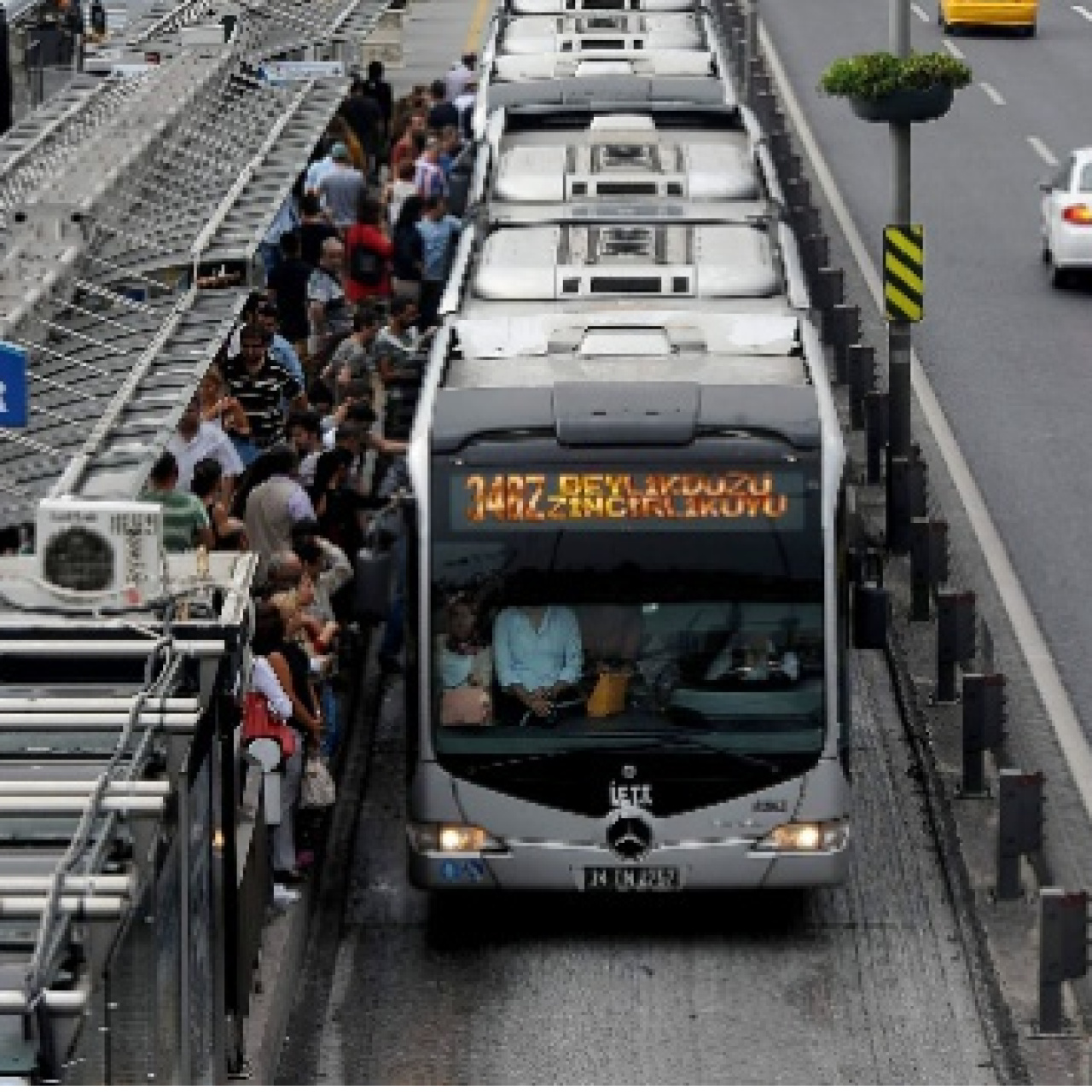 1 Ocak'ta toplu taşıma ücretsiz mi?