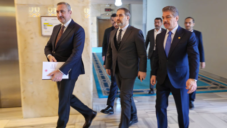 AK Parti'nin süreç raporu TBMM'de