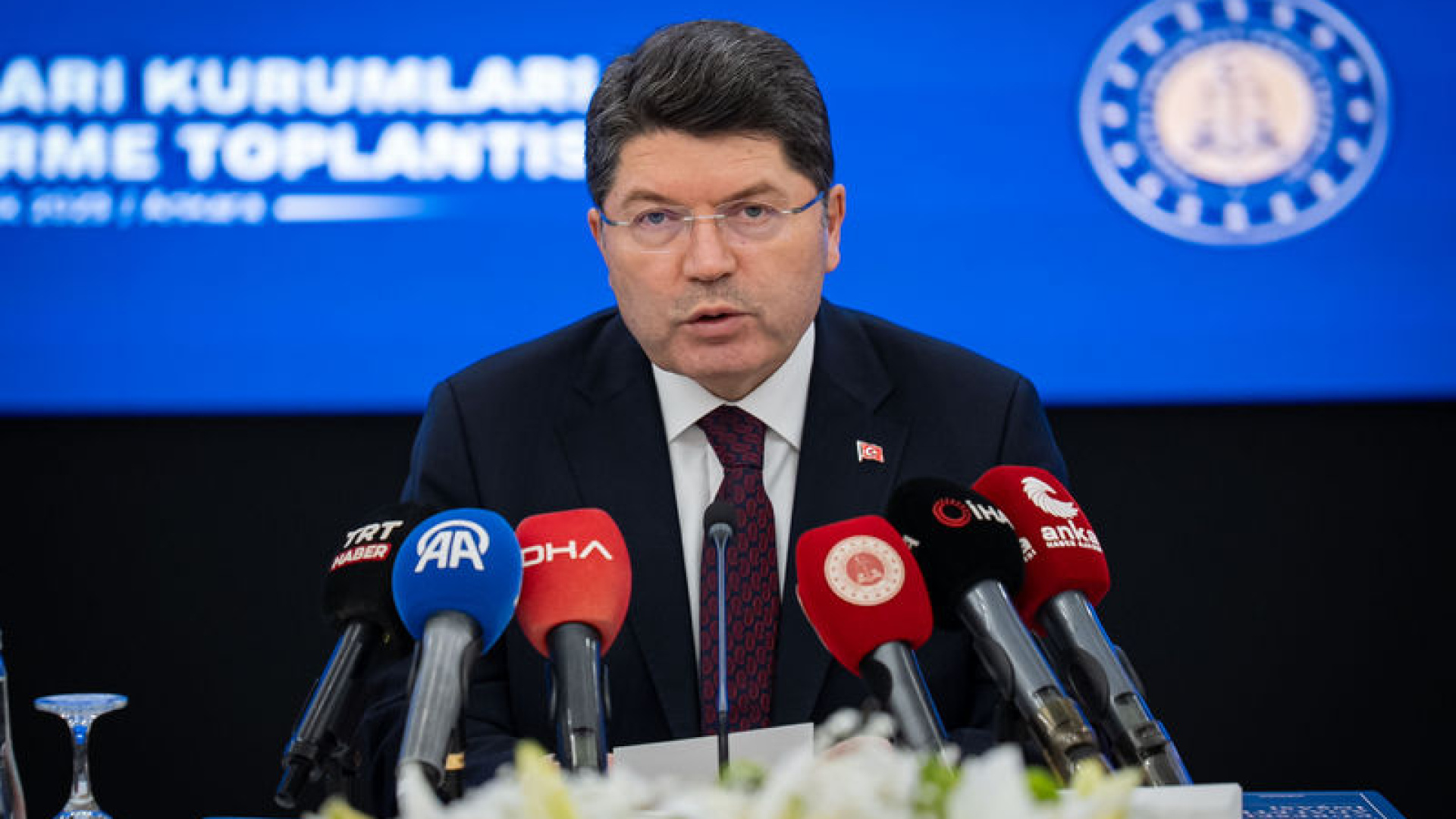 Bakan Tunç: Terör Örgütünün Tasfiyesi İçin 'Barış Yasası' Değil, 'Tasfiye Yasaları' Gündemde