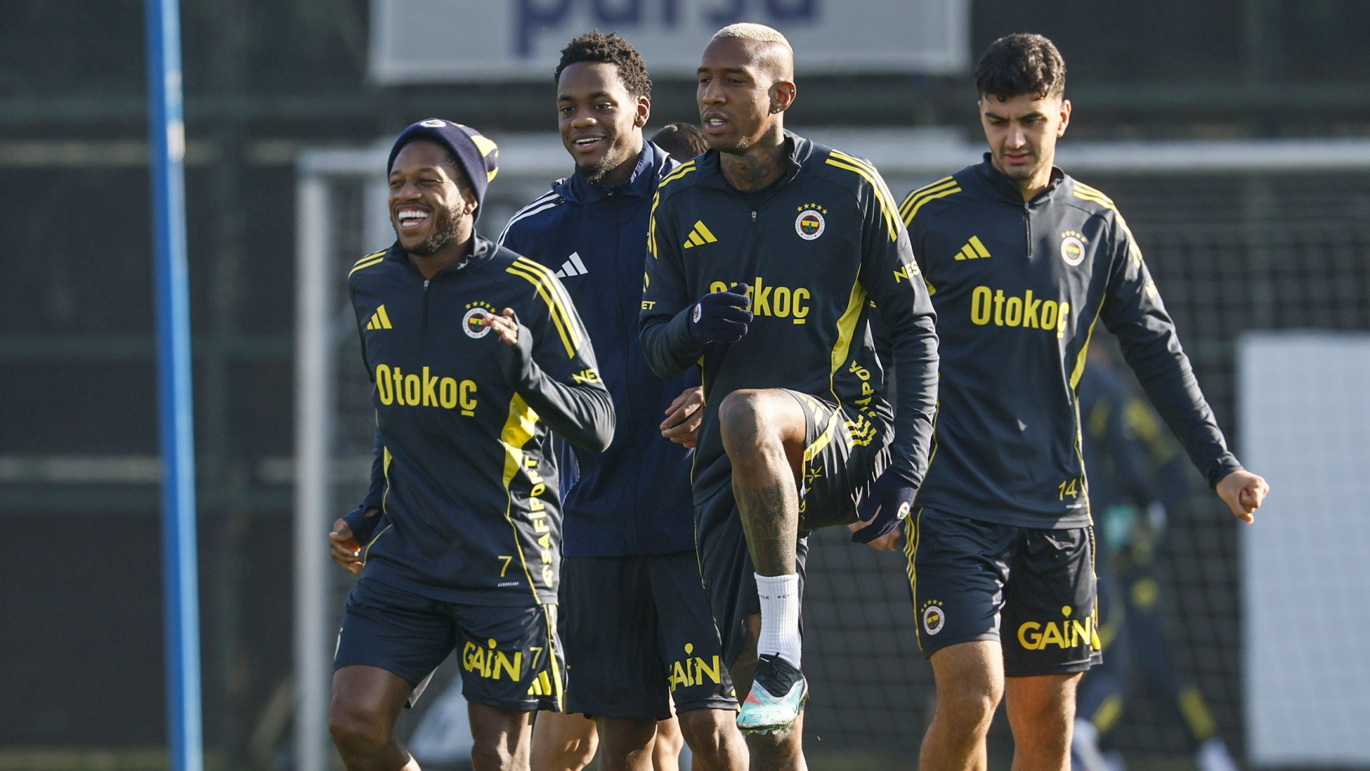 Fenerbahçe, Eyüpspor Maçına Hazır: Tedesco'nun Takımı Antrenmanda