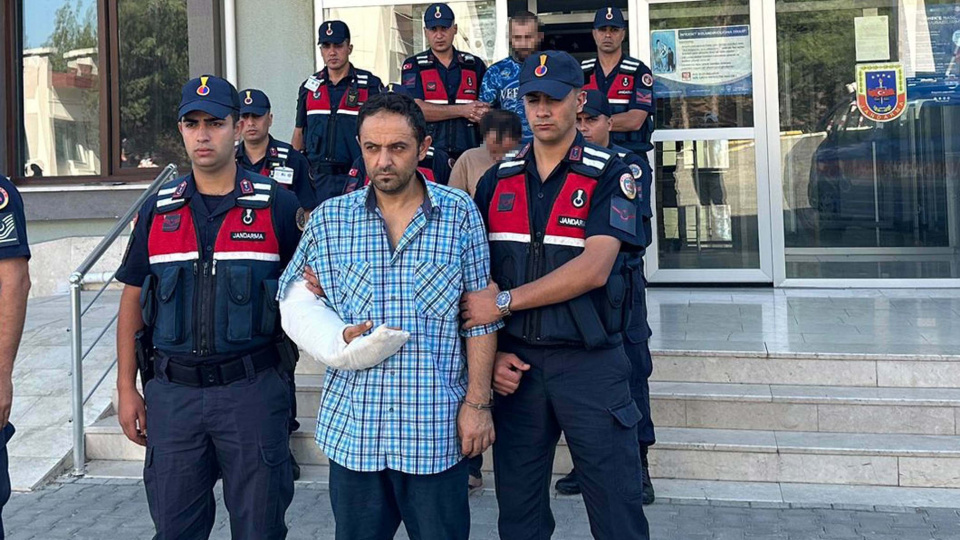 Canavar tahliye istedi!