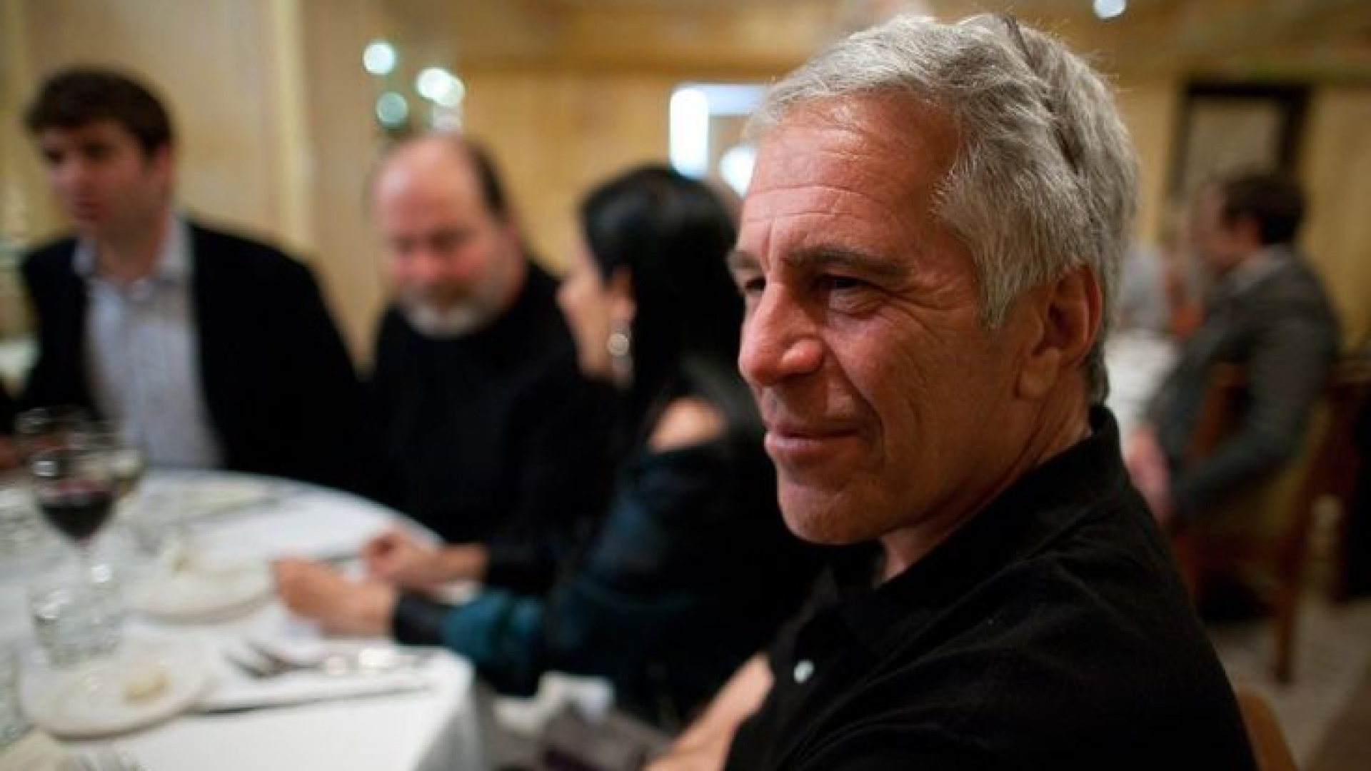 Epstein Dosyaları Açıklandı: Clinton ve Jackson Fotoğrafları Ortaya Çıktı