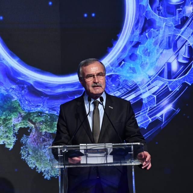 "Daha rekabetçi bir üretim ekonomisi inşa edeceğiz"