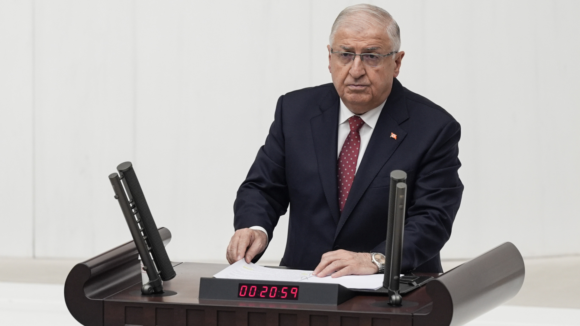 Bakan Güler: Terörsüz Türkiye sürecini hassasiyetle yürütüyoruz