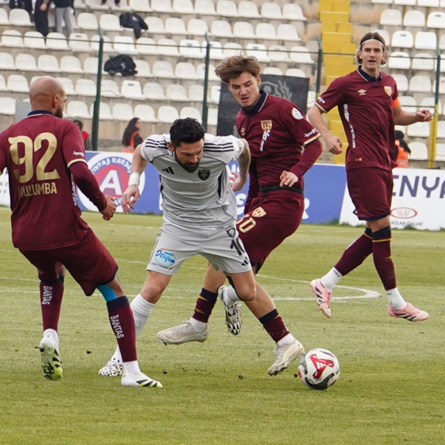 Erzurumspor, Bandırma'yı 2 golle geçti