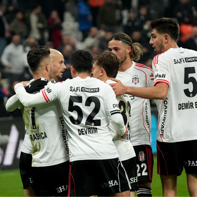 Beşiktaş devre arasına galibiyetle girdi!