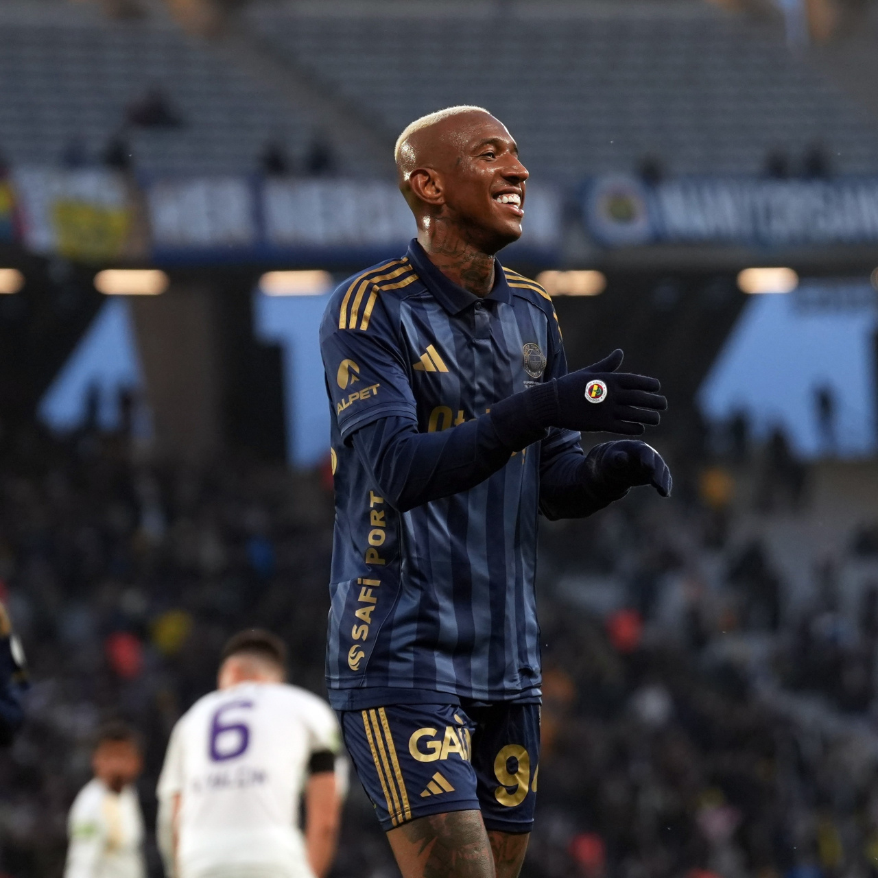 F.Bahçe'de derbi öncesi sakatlık şoku!