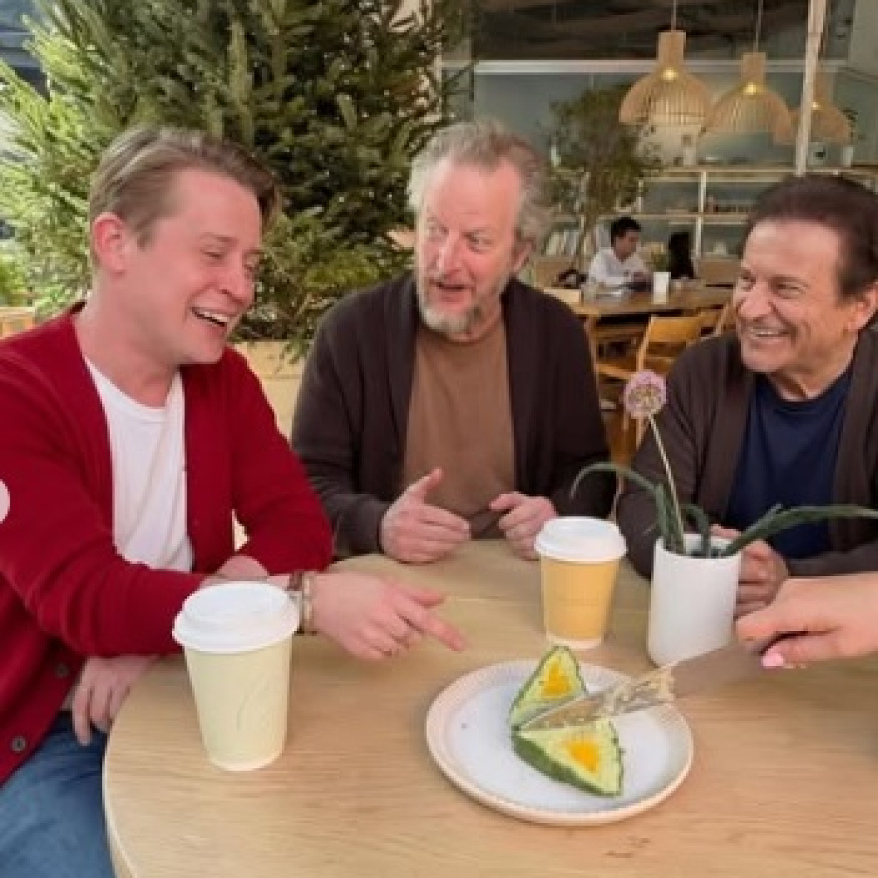 35 yıl sonra buluştular