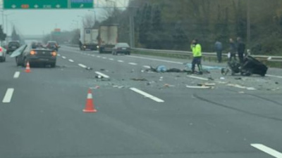 Çekiciye çarptı... Hurdaya döndü!