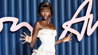 'Yılın Modeli' ölümden döndü