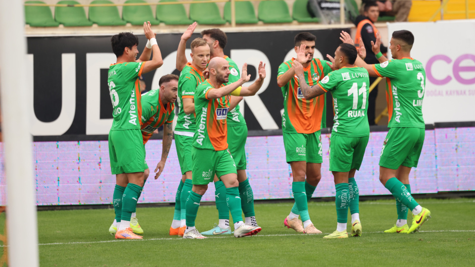 Alanyaspor 7 maç sonra kazandı!