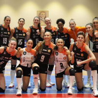 Eczacıbaşı Dynavit, Aydın'a set vermedi!