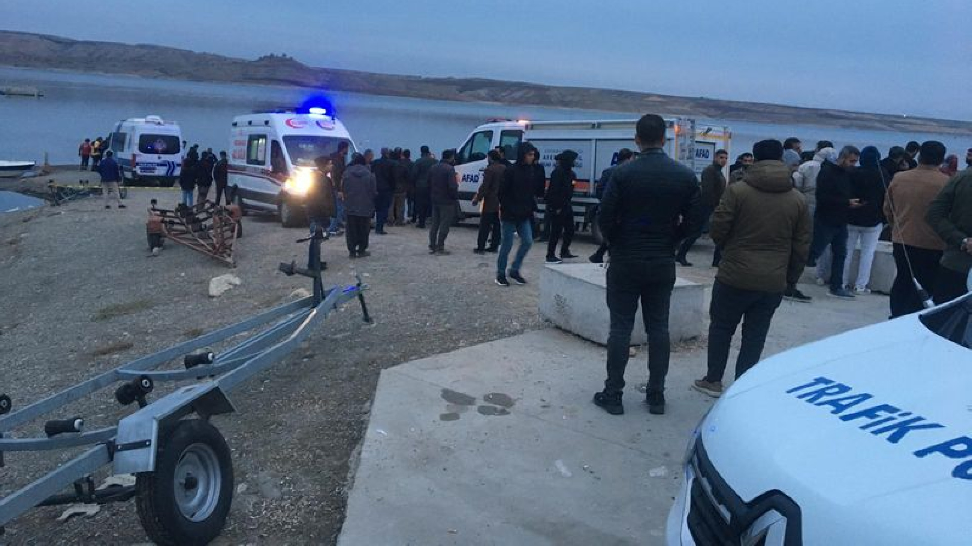 Son dakika: Adıyaman'da tekne alabora oldu... 1 kişi aranıyor | Son dakika haberleri