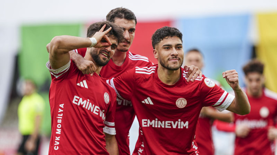 Ümraniyespor'dan 5 gollü galibiyet!