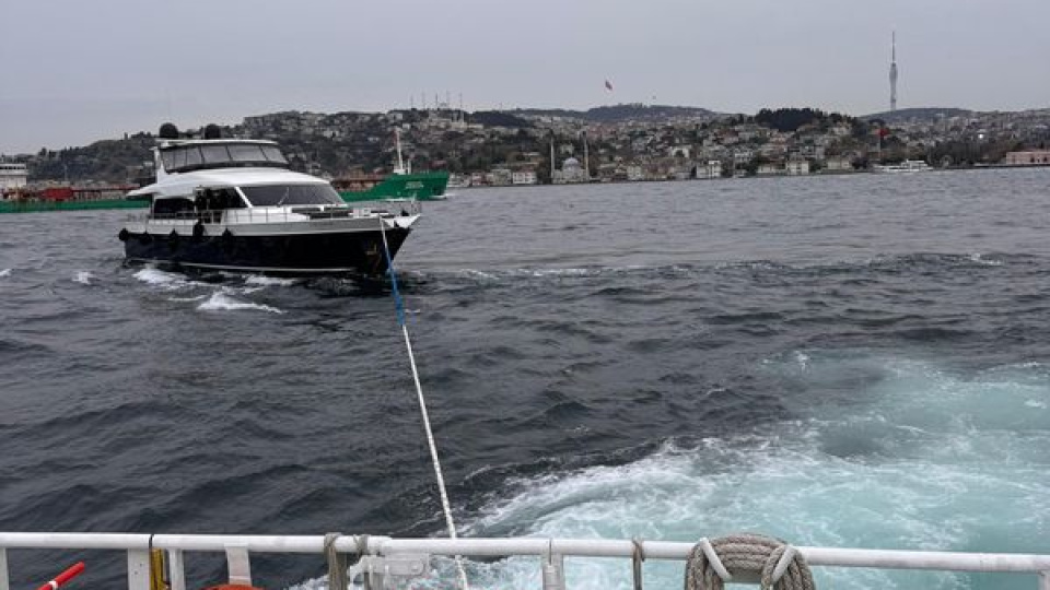 İstanbul Boğazı'nda korkutan anlar!