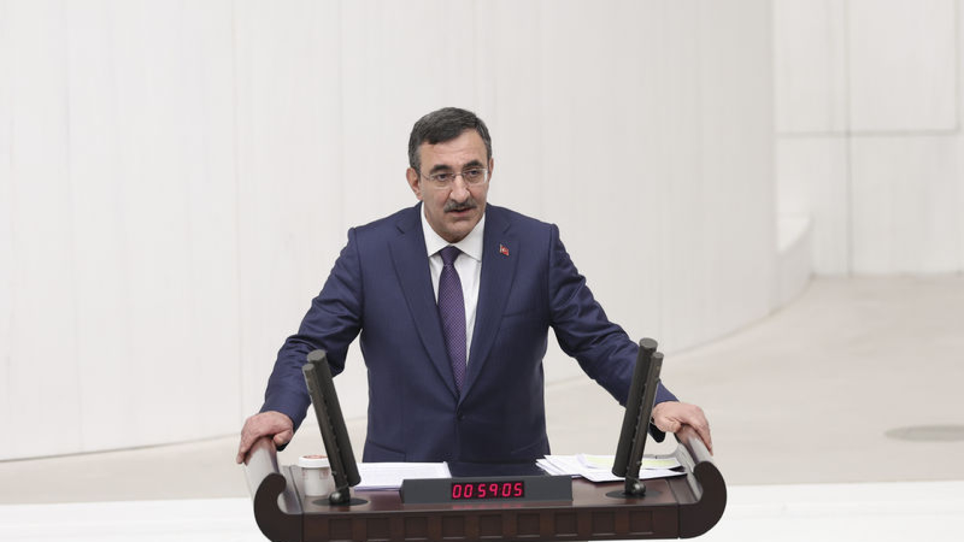 Cevdet Yılmaz:  2026 yılında büyümemizi yüzde 3,9 olarak tahmin ediyoruz - Ajans Haberleri Haberleri