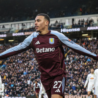 Aston Villa doludizgin! Evinde ManU'yu devirdi