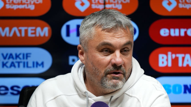 "Takım halinde zor bir süreçten geçiyoruz"